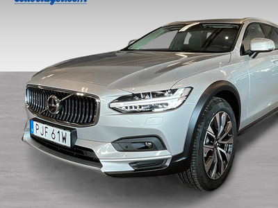 Volvo V90Cross Country B4 AWD Diesel Plus 2023, Kombi