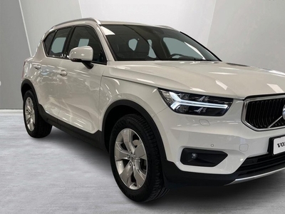 Volvo XC40T2 FWD Momentum Advanced 2021, SUV