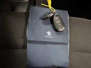 Peugeot Partner Utökad Last