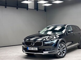 Volvo V90Cross Country B4 AWD Ultimate Drag Pano HK 2023, Kombi