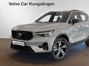 Volvo XC40B4 FWD Bensin Plus Dark FRI SERVICE 2024, SUV