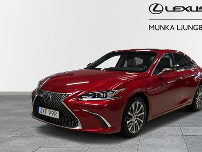 Lexus ES300h Executive 2021, Sedan