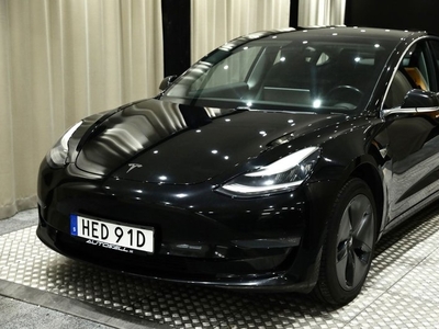 Tesla Model 3Standard Range Plus Drag Svensksåld TOPP 2019, Halvkombi