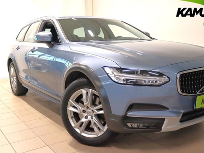 Volvo V90Cross Country D4 AWD Momentum Plus RÄNTA 5. Drag VOC 2018, Kombi