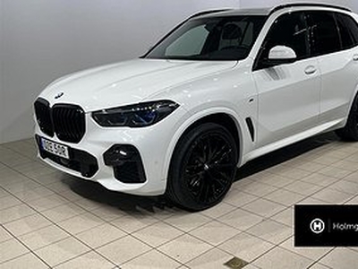 BMW X5 xDrive30d M Sport Panorama Laser Luftfjädring Drag 22 7sits