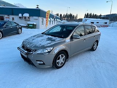 Kia CEED cee'd_sw 1.6 CRDi Euro 5