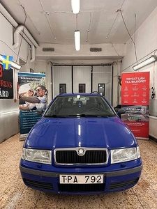 Skoda Octavia Tour Kombi 1.6 MPI Euro 4