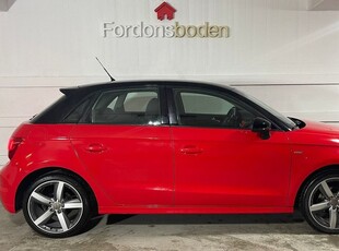 Audi A1Sportback 1.2 TFSI S-Line | Svart Optik |Teknikpaket 2014, Halvkombi