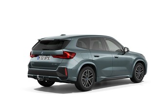 BMW iX1 eDrive20 / M Sport / Dragkrok / Rattvärme / 3,95%