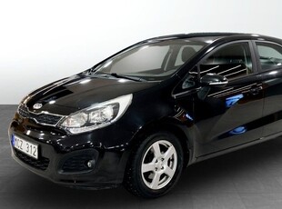 Kia Rio1.4 ECO KOMFORT | VINTERHJUL | VÄLSKÖTT | LÅGA MIL 2012, Halvkombi