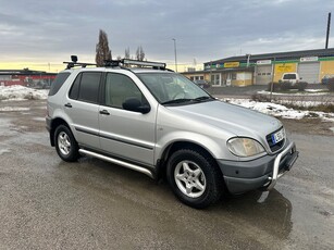 Mercedes-Benz ML 320