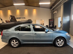 Skoda Octavia 1.6 TDI Elegance Automat P-Sens Kamrem Bytt!