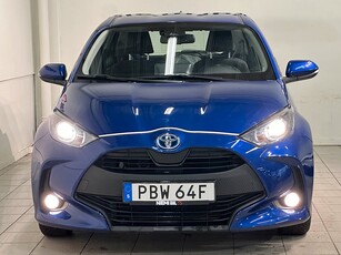 Toyota Yaris Hybrid CVT Active Mvärm Kamera S/V-hjul MOMS