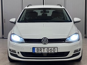 Volkswagen Golf SPORTSCOMBI 1.6 TDI 105HK VÄRMARE DRAG B-KAM