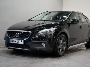 Volvo V40 Cross Country D3 Summum 150hk Läder Kamera Skinn