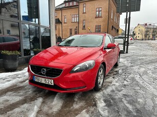 Volvo V40 D2 Momentum / Backkamera / V-hjul