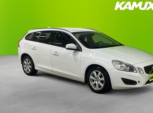 Volvo V60T3 Kinetic 2013, Kombi