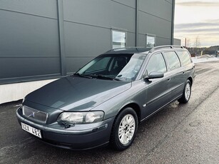 Volvo V70 2.4 170hk Dragkrok M-Värmare