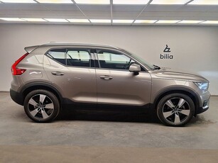 Volvo XC40 B4 FWD Bensin Momentum Advanced SE