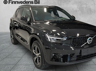 Volvo XC40B3 FWD Bensin Plus Dark 2025, SUV