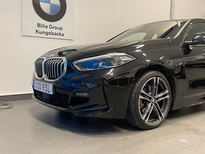 BMW 118 i Aut M-Sport | Navi | Eluppvärmd ratt | Fri Service