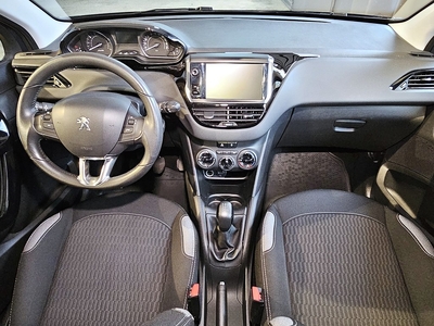 Peugeot 208 5-dörrar 1.2 VTi Eu6 Active Style Puretech Pano