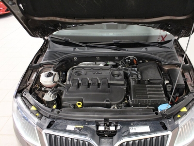 Skoda Octavia Kombi 2.0 TDI 4x4 184hk DRAG KAMERA NAV CANTON