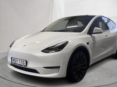 Tesla Model Y Performance Dual Motor AWD