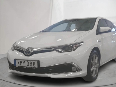 Toyota Auris 1.8 HSD Touring Sports (99hk)