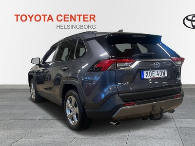 Toyota RAV4 Hybrid AWD-i Executive med Premiumpaket och Panoramatak