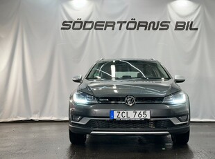 Volkswagen Golf Alltrack /4MOTION/PANO/DRAG/VÄRMARE/KAMREMSBYTT/MOMSBIL