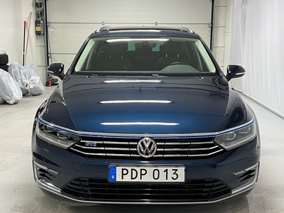 Volkswagen Passat GTE Executive Business Värmare Pano Drag