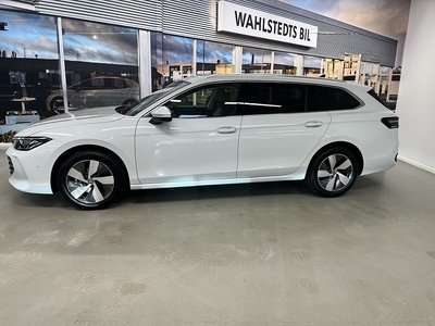 Volkswagen Passat Sportscombi BUSINESS 1.5 TSI ACT Drag/Värmare