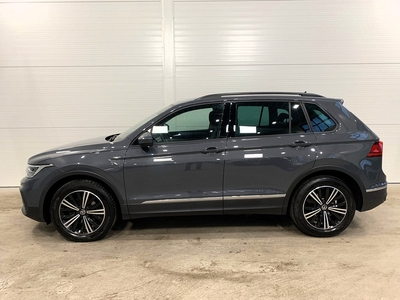 Volkswagen Tiguan 1.5 TSI Cockpit Drag B-Värme B-Kamera 150hk 2021