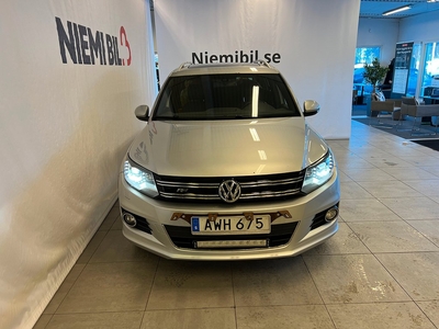 Volkswagen Tiguan 2.0 TDI 4M R-Line Kamera/Drag/Pano/D-värm