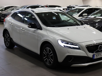 Volvo V40 Cross Country T3 VÄRMARE VoC P-SENSOR S&V HJUL Eu6