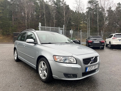 Volvo V50 1.8 Flexifuel Momentum 12700mil Dragkrok Toppskick