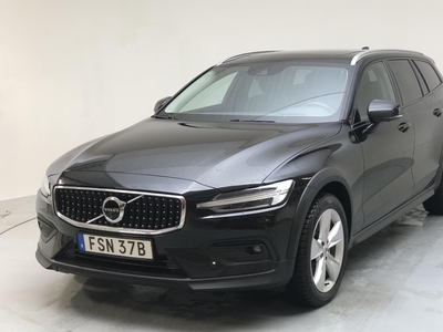 Volvo V60 B4 Cross Country AWD Mildhybrid, Diesel (197hk)