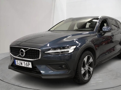 Volvo V60 D4 Cross Country AWD (190hk)