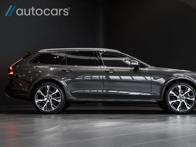 Volvo V90 Cross Country B4 AWD Ultimate|Leasbar|Pano|H/K|21