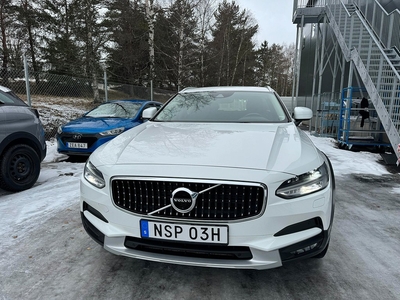 Volvo V90 Cross Country D4 AWD Advanced lll Drag Värme MOMS