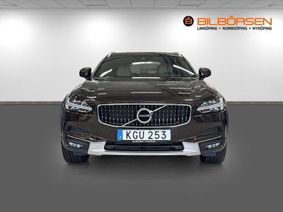 Volvo V90 Cross Country T5 AWD Inscription Pro 250hk (Drag,)