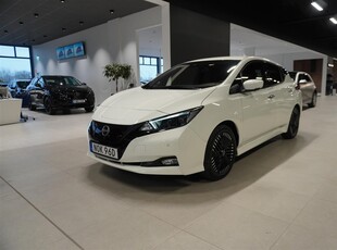 Nissan Leaf N-Connecta 39 kWh Releasing 2.99% Ränta Ink V-Hjul Och Fri Service