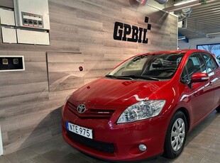 Toyota Auris1.4 D-4D Plus | 5-dörrar 2011, Halvkombi