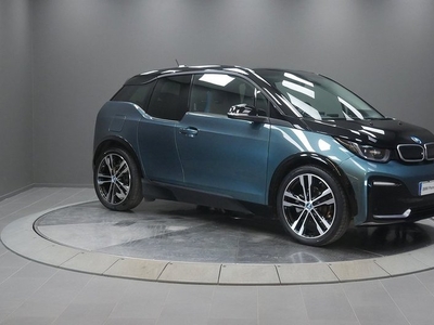 BMW i3s 120 Ah Comfort Advanced Navi Professional 2022, Halvkombi