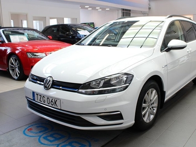 Volkswagen Golf1.5 TGI 130 Komfort Webasto Krok 2019, Personbil