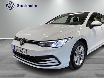 Volkswagen GolfTSI150 P-värmare Navigation 2021, Halvkombi