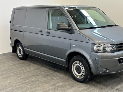 Volkswagen T5Transporter T30 2.0TDI Kort, D-värm, Drag 2015, Minibuss