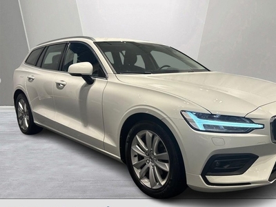 Volvo V60B4 Bensin Momentum Advanced Edition 2021, Kombi