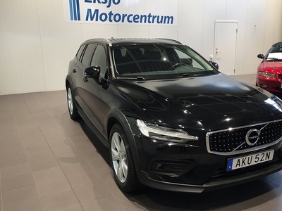 Volvo V60Cross Country D4 AWD Geartronic Momentum Euro 6 2019, Kombi